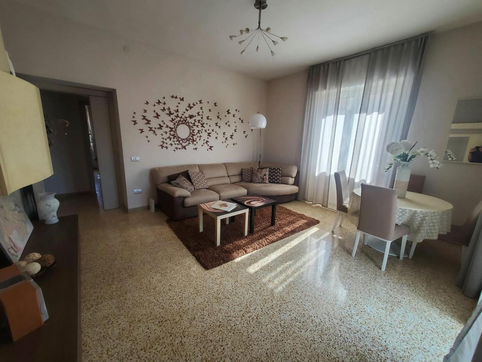 La Casa Di Giulia Apartment กาแซร์ตา ภายนอก รูปภาพ