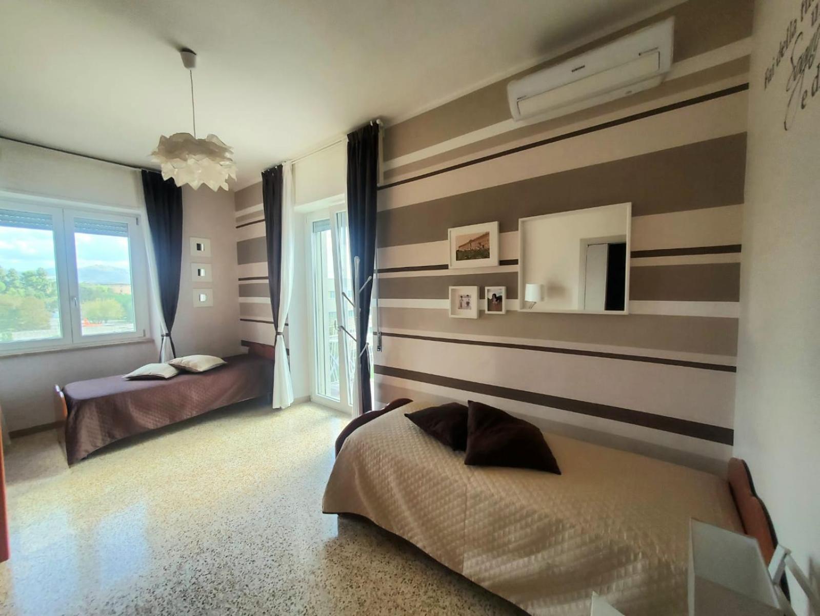 La Casa Di Giulia Apartment กาแซร์ตา ภายนอก รูปภาพ