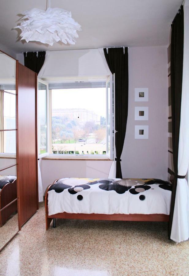 La Casa Di Giulia Apartment กาแซร์ตา ภายนอก รูปภาพ